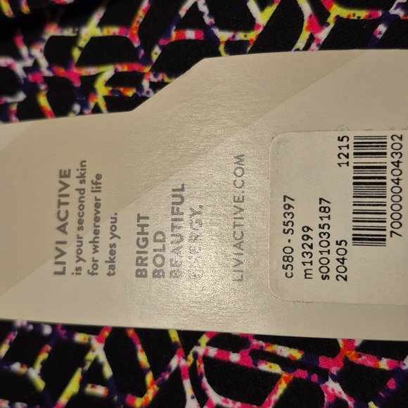Livi Active women's size 3X or 26/28 black with V logo multi bright colors NWT - Picture 4 of 7